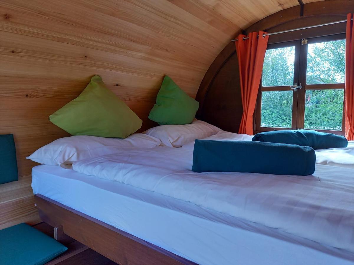 Отель Wakenitz-Camp Gross Sarau Экстерьер фото